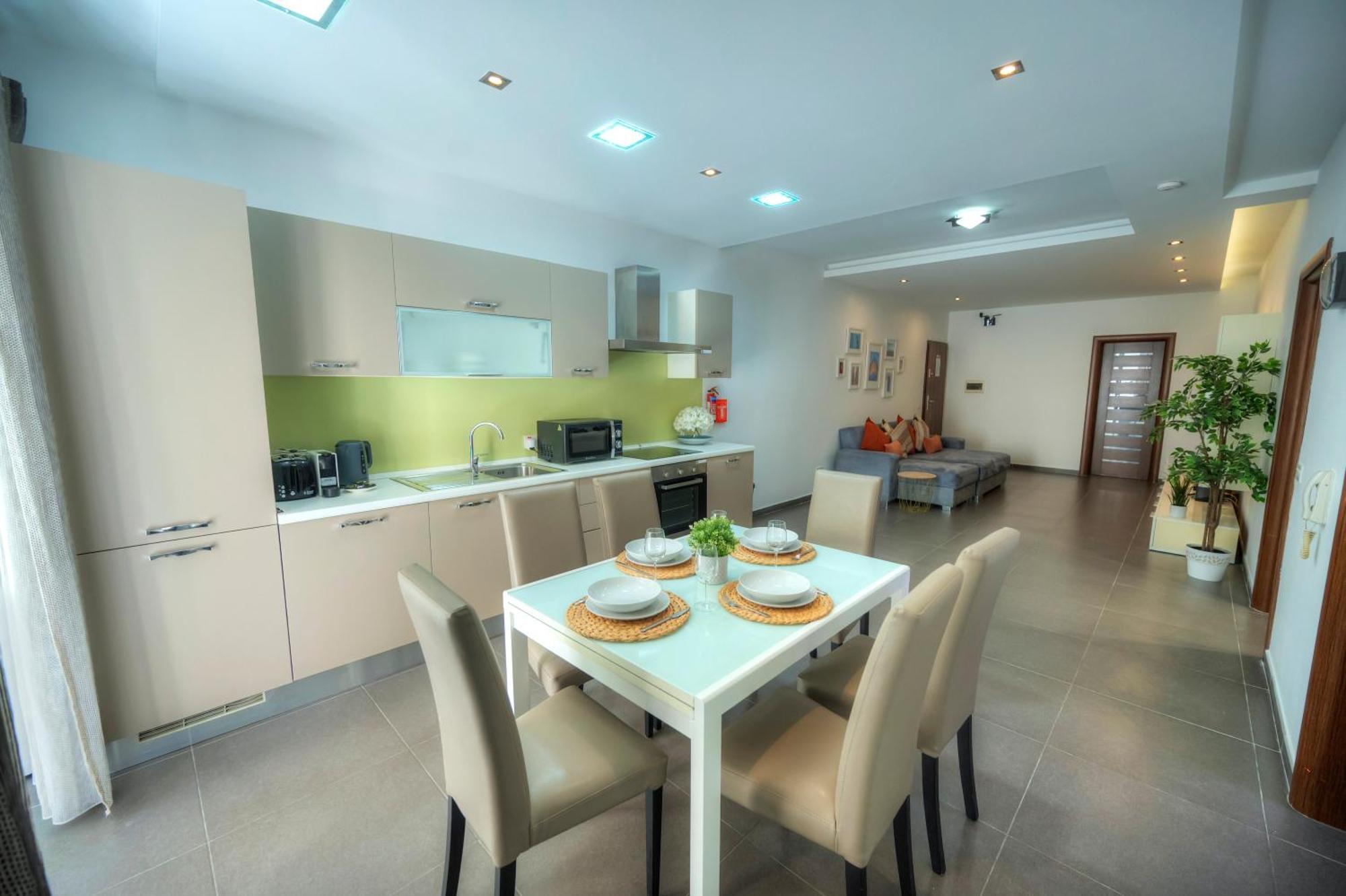 Bright & Large 2Bedrooms In Sliema Center Mpor1-1 ภายนอก รูปภาพ