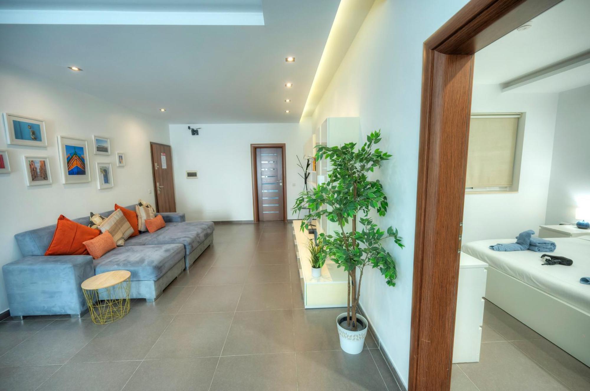 Bright & Large 2Bedrooms In Sliema Center Mpor1-1 ภายนอก รูปภาพ
