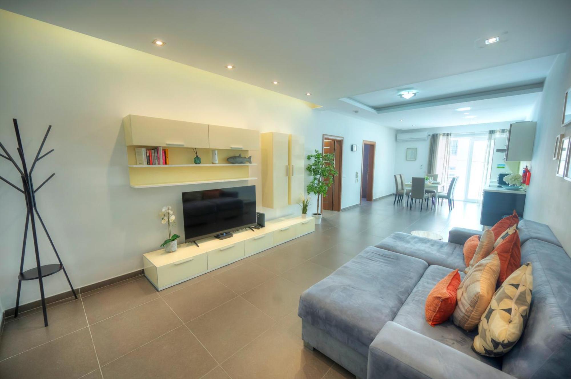Bright & Large 2Bedrooms In Sliema Center Mpor1-1 ภายนอก รูปภาพ